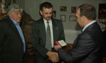 Вручение медали Магерамову А.А.