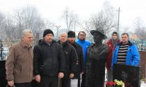На кладбище